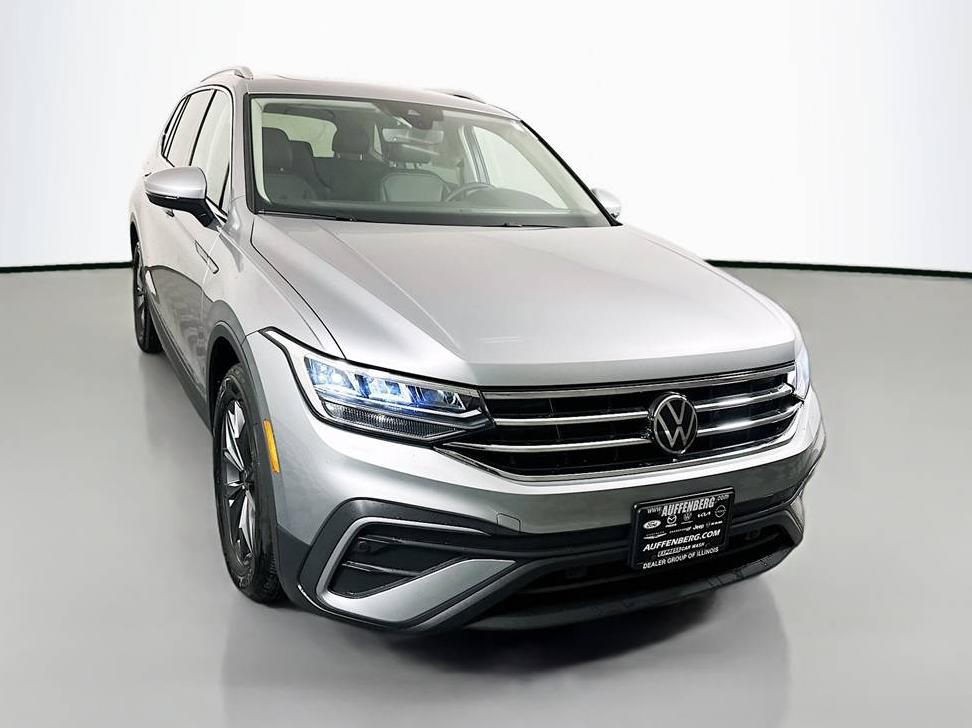 VOLKSWAGEN TIGUAN 4MOTION 2024 3VVMB7AX1RM019605 image